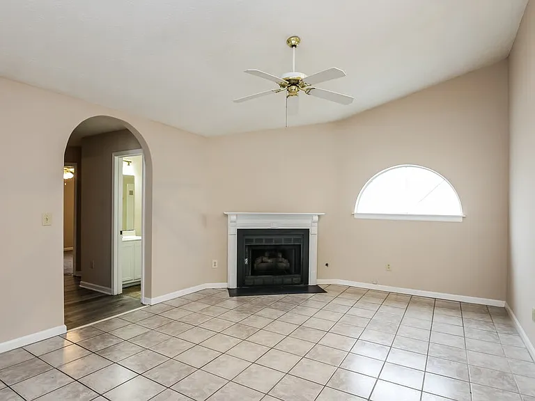 4008 Sidney Lanier Blvd — Photo 3