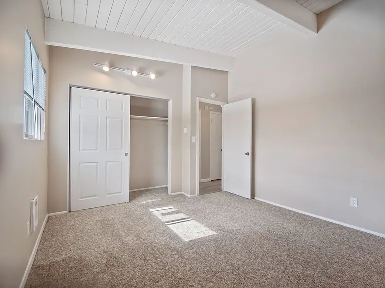 8923 E Liberty Ave — Photo 6