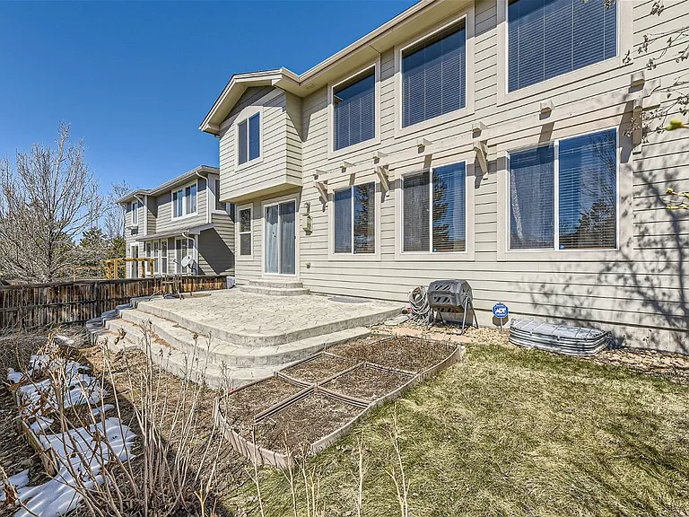 10679 Cedarcrest Cir — Photo 28