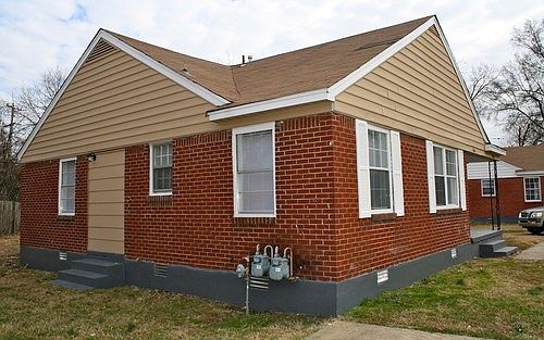 2nd image of 3156 Highland Park Pl
