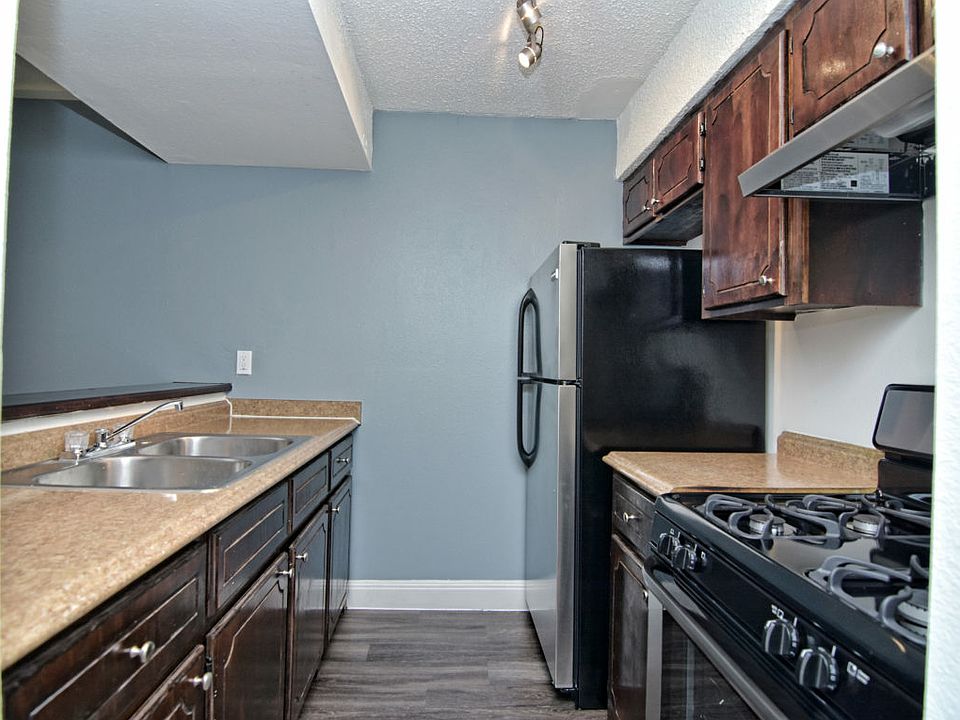 2nd image of 1308 McKie Dr APT 111