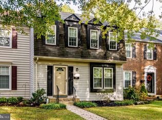 1762 Lang Dr, Crofton, MD 21114