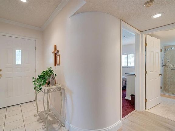 5th image of 2209 Utopian Dr E APT 121
