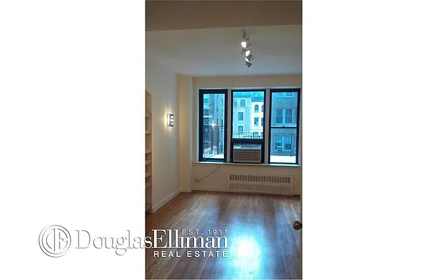 Rented by Douglas Elliman | media 30