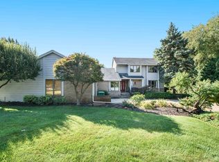 22588 Greenleaf Blvd, Elkhart, IN 46514