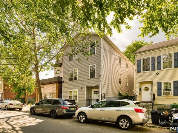 121 N Main St, Paterson, NJ 07522