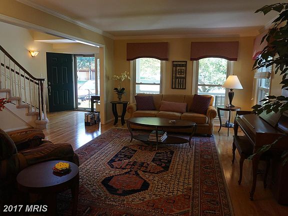 3rd image of 13601 Angelica Ct