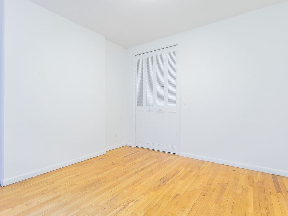 2nd image of 1696 2nd Ave APT 4R