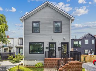 135 S Kent St #202, Winchester, VA 22601