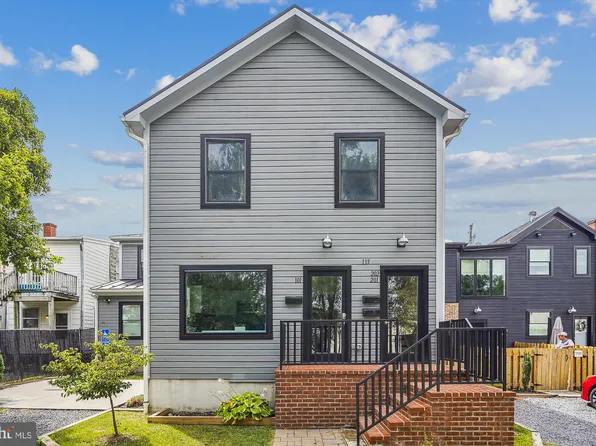 135 S Kent St #202, Winchester, VA 22601