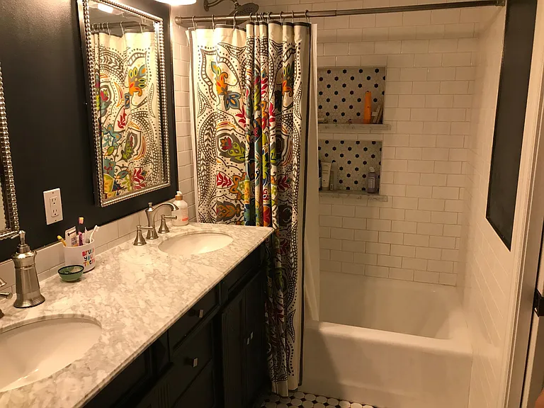 828 E Platte Ave — Photo 33