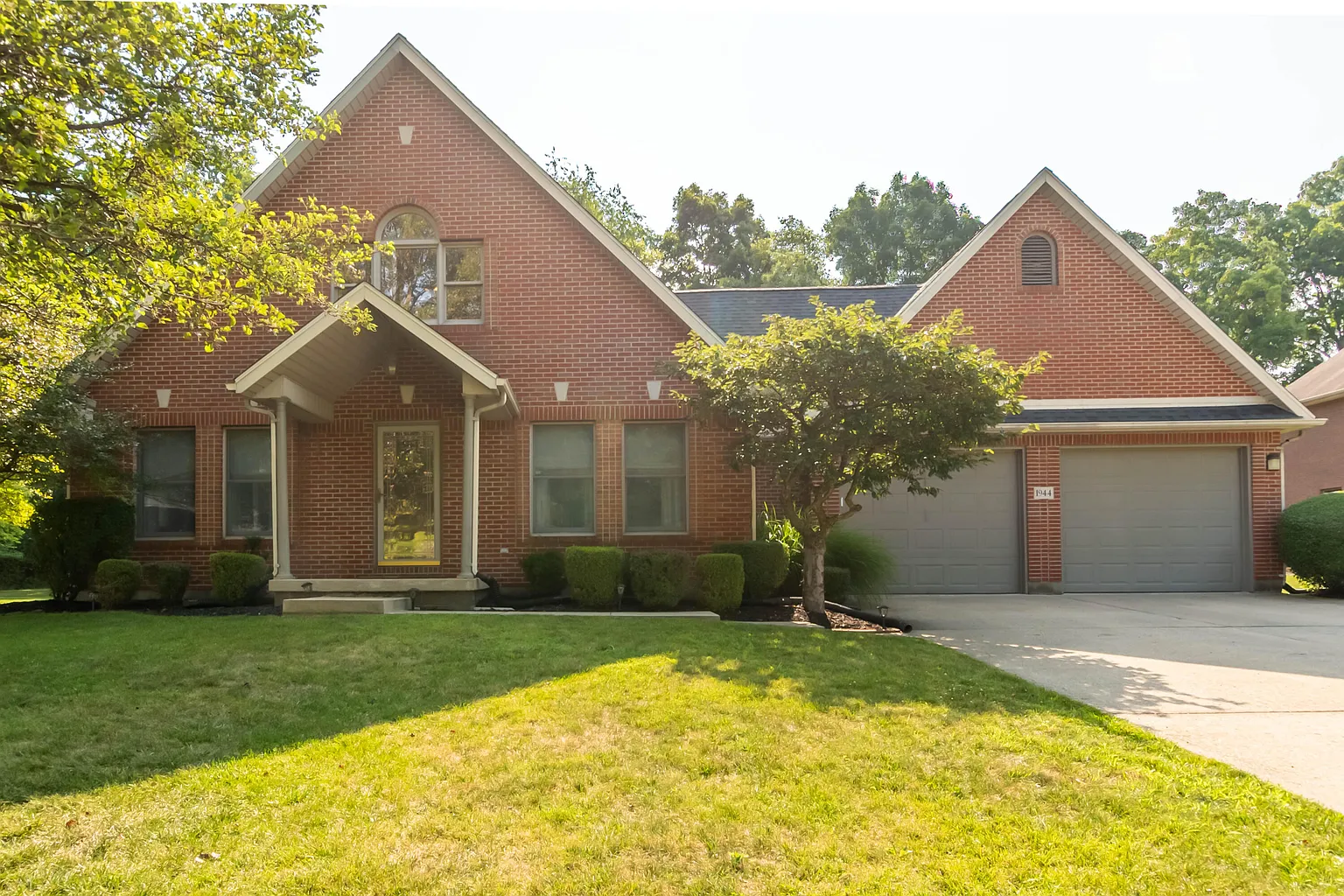 1944 Appian Way photo 1