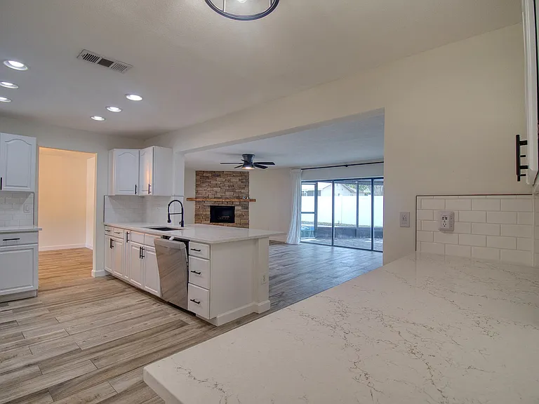 355 Laughing Gull Ln — Photo 11