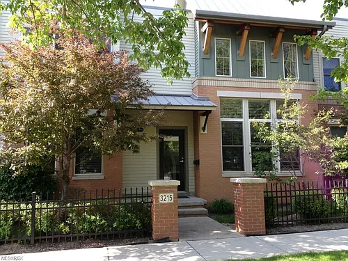 3215 Euclid Heights Blvd #R Photo 1