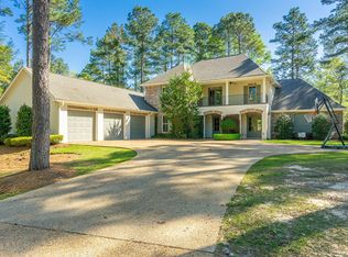 30 Montclaire Ct, Hattiesburg, MS 39402