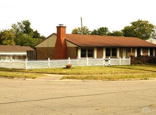 305 Cambridge Dr, Fairborn, OH 45324