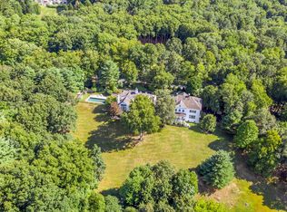 8 Mallory Rd, Roxbury, CT 06783