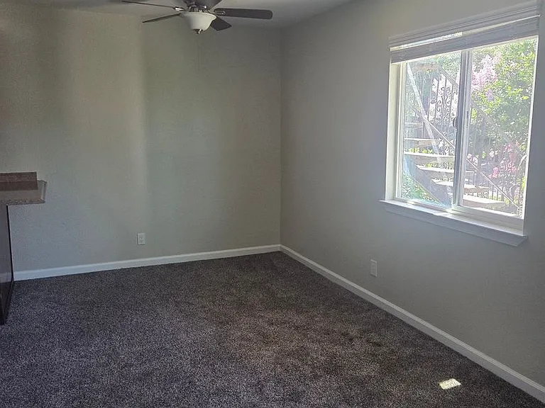 1101B Brandon Ct — Photo 10