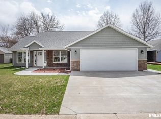 350 E Palace Row, Geneseo, IL 61254