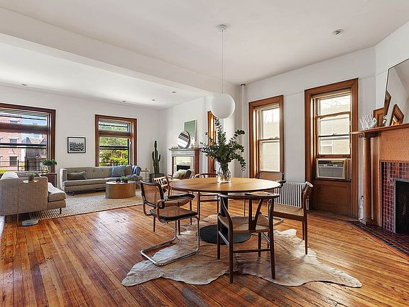 4th image of 275 Clinton Ave APT 3-4