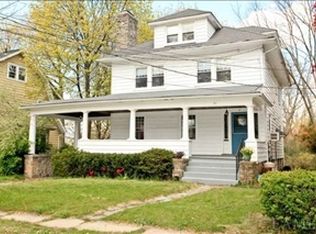 21 Cole Ter, New Rochelle, NY 10801