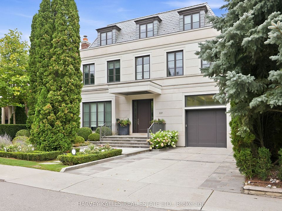 1st image of 221 Dunvegan Rd
