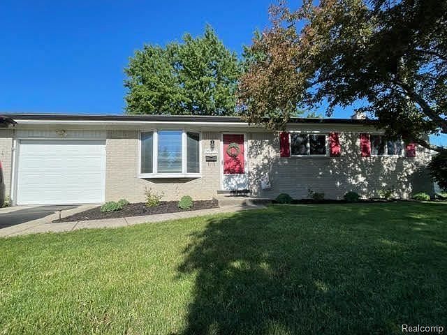 1st image of 32817 Wauketa Dr
