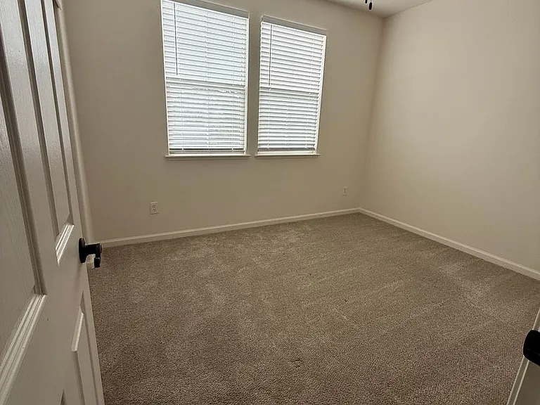 651 Jade Way — Photo 2