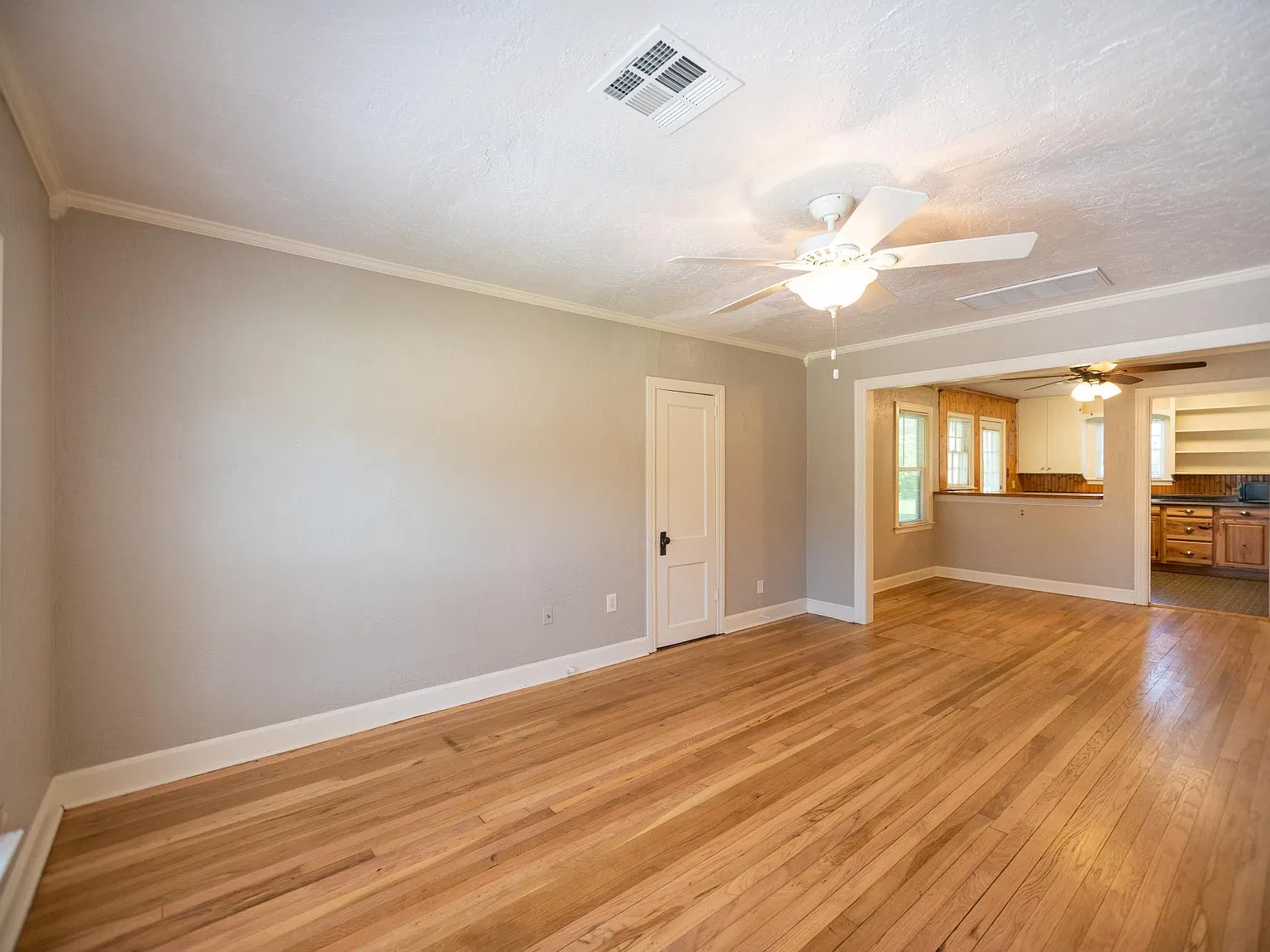 503 Chickasha Street — Photo 3