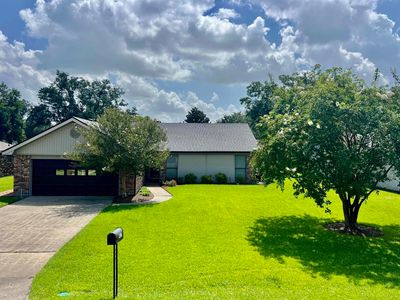 4527 W Meadow Ln, Lake Charles, LA, 70605