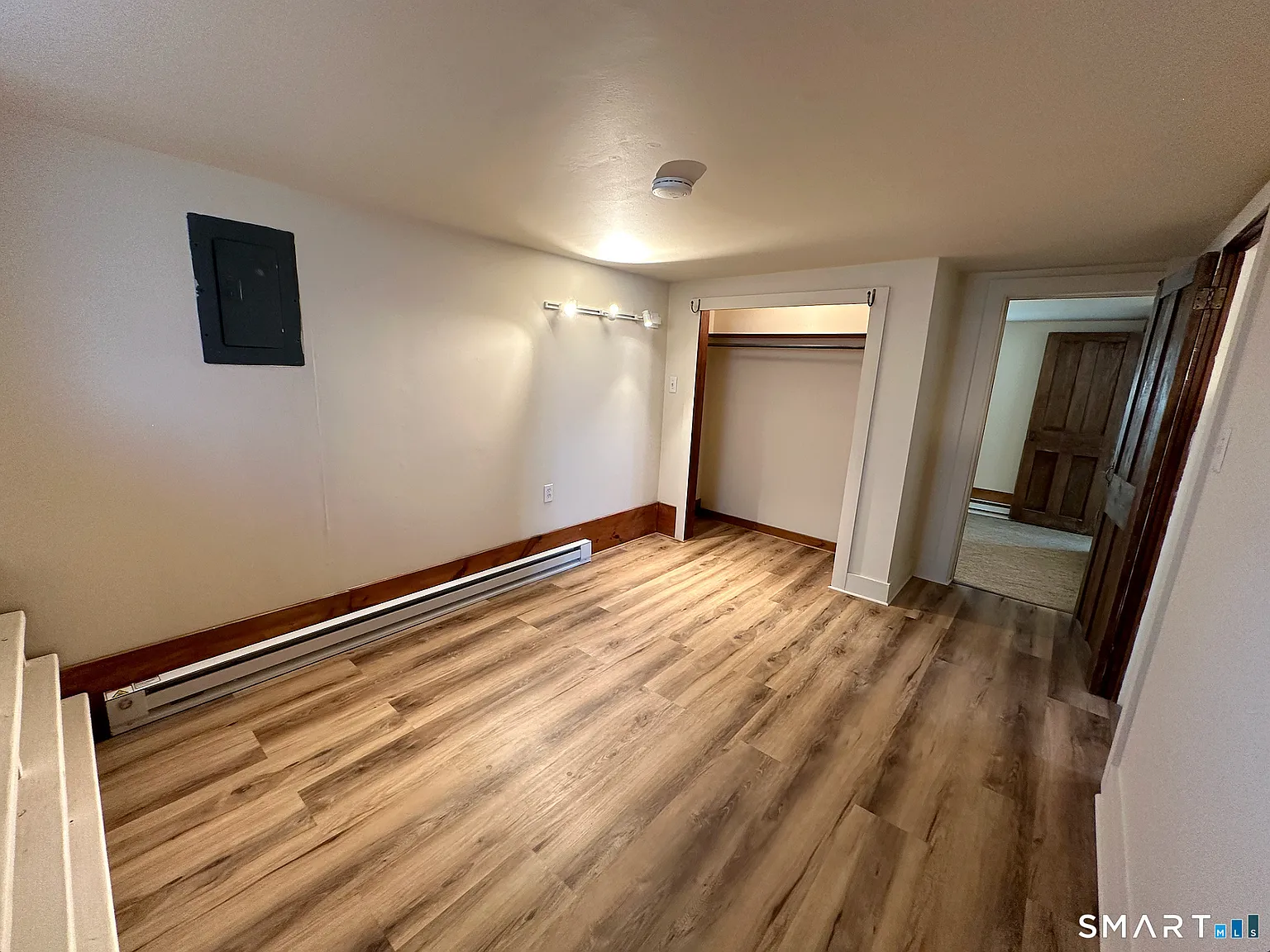 1 bed, 1.0 bath, 600 sqft, $1,800 — Photo 2