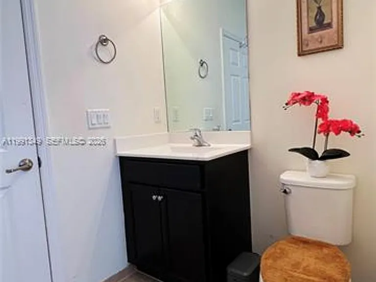 422 SE 34th Ter #0 — Photo 26