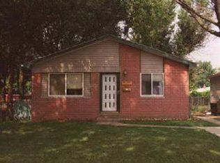 5910 E Hazel St, Taylor, MI 48180