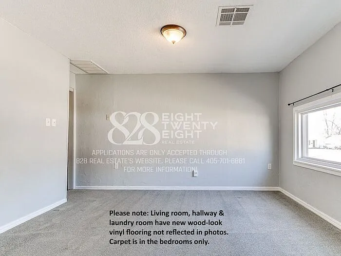 1004 Holly Dr — Photo 11