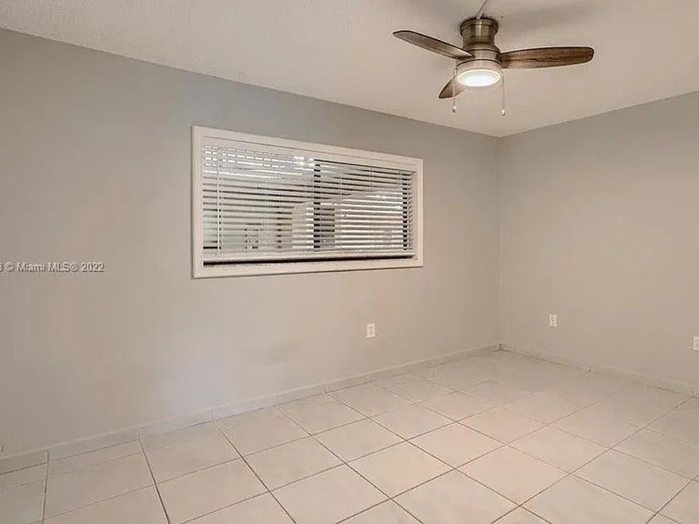 8015 SW 107th Ave #122 — Photo 19