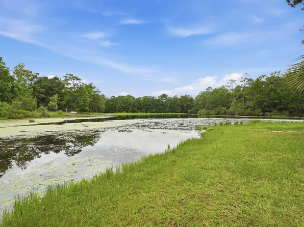5065 County Highway 280 E #A, Defuniak Springs, FL 32435
