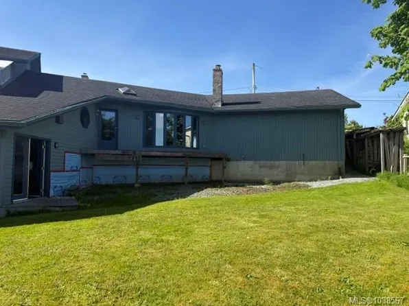 2688 Brockington Pl, Pt McNeill, BC V0N 2R0