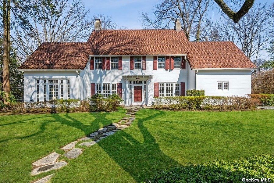 151 Schenck Avenue, Great Neck, NY 11021 Zillow