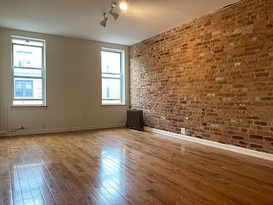 1st image of 707 W 171st St #3B