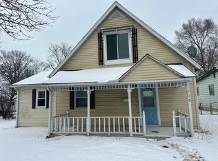 720 N Monticello St, Winamac, IN 46996