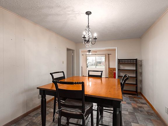 5th image of 1313 Everglade Dr