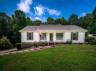 3499 Eastridge Rd, Woodlawn, TN 37191