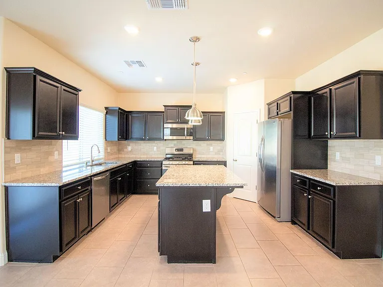 4419 Kerr Ct — Photo 7