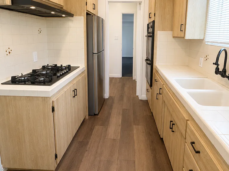 2157 W 109th Pl — Photo 36