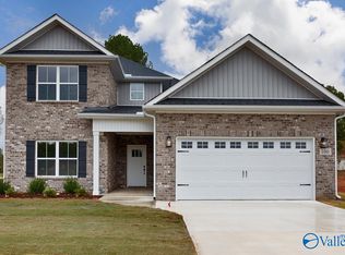 305 Plant View Dr, Meridianville, AL 35759