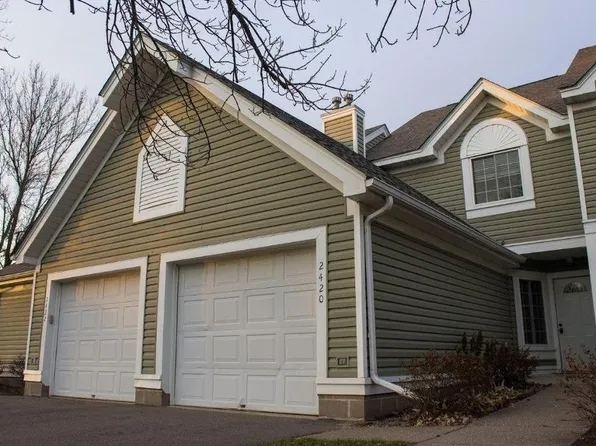 2420 Cypress Dr, Woodbury, MN 55125