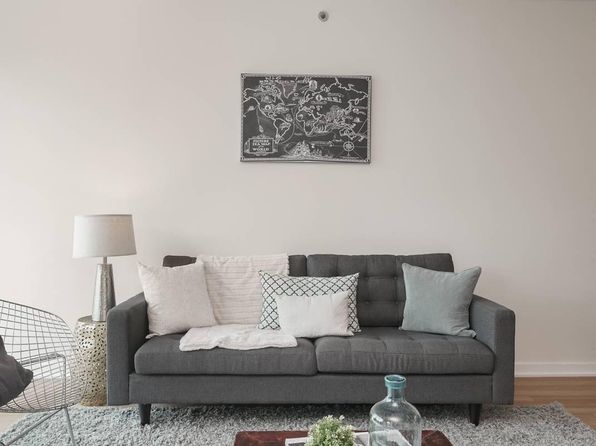 2101 Market St Unit 405