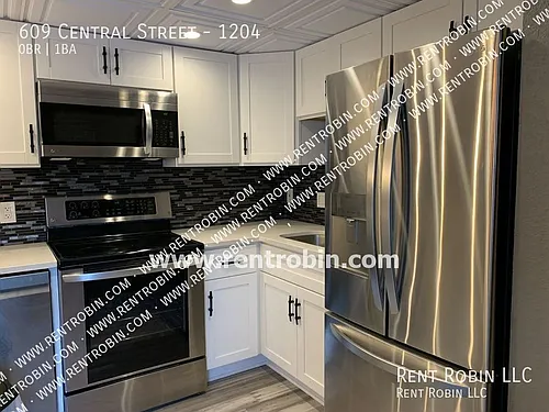609 Central St Photo 1