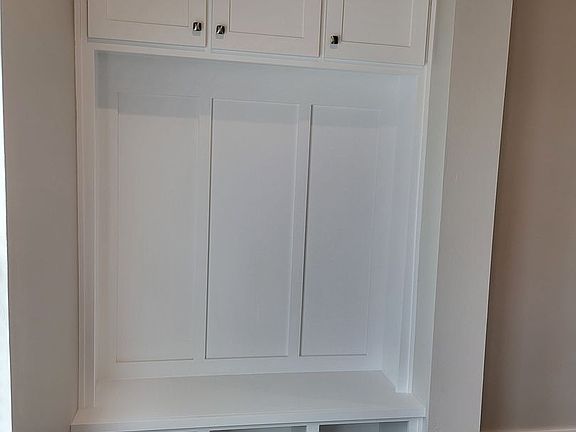 2nd image of 6608 Bent Wood Villas Dr #B
