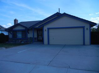 1663 Golddust Dr, Sparks, NV 89436